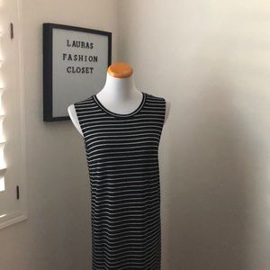 Made well black and white stripe midi dress small
